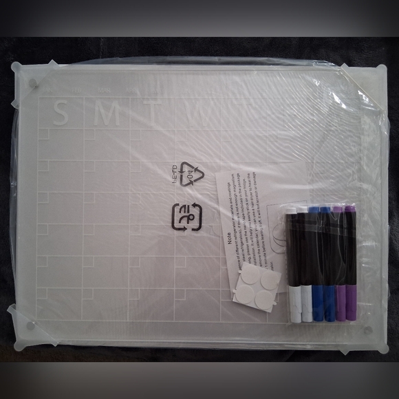 NWT-Aitee Acrylic Magnetic Calender for Fridge - Picture 5 of 5